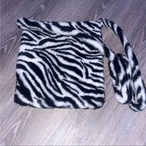 zebra cross over bag
